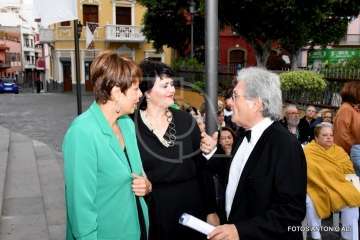  Telde con el empresario Grisaleña en la lectura del pregón de Santiago 2018 (Foto Antonio Alí)